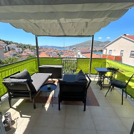 Apartment Salov Трогир Экстерьер фото