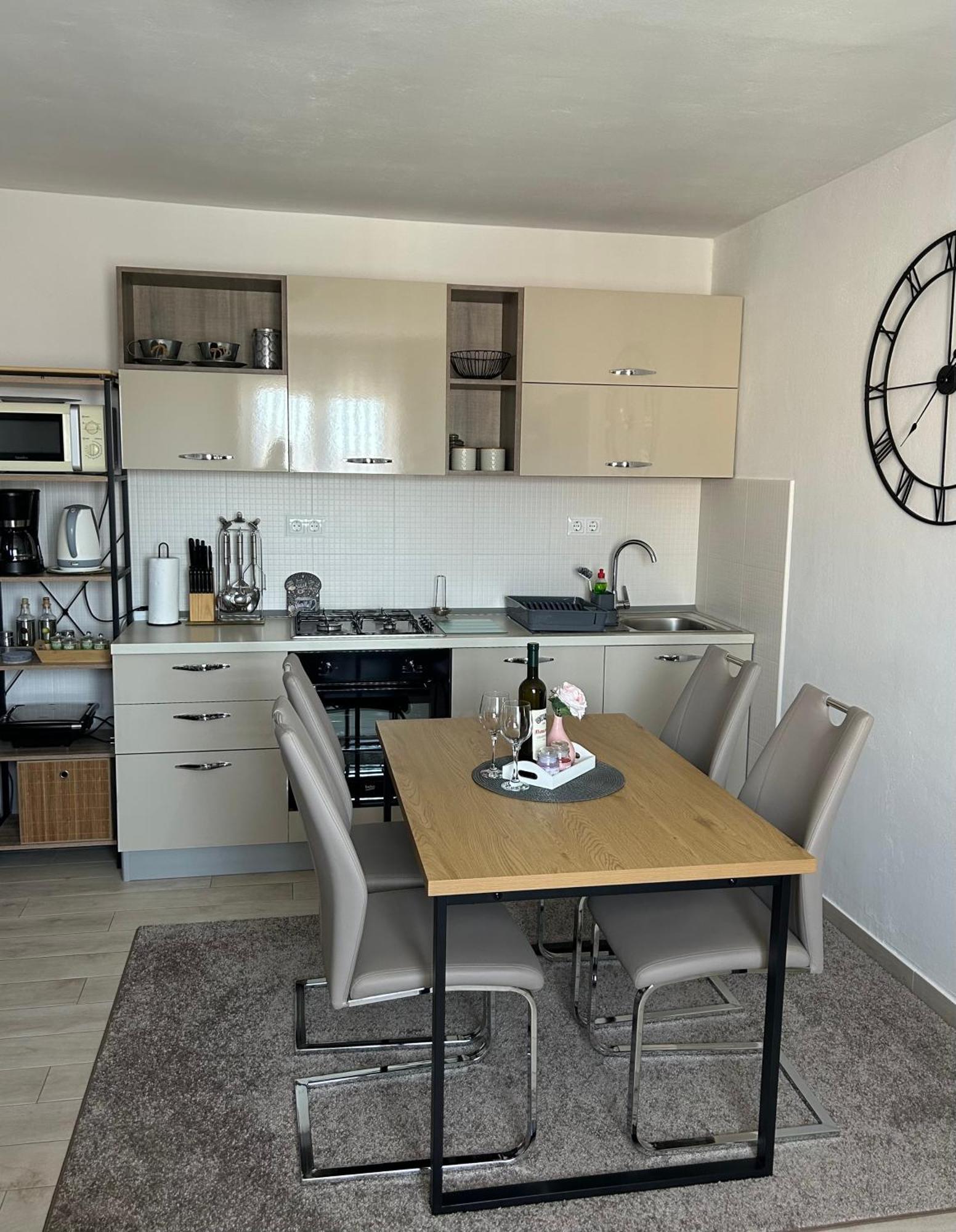 Apartment Salov Трогир Экстерьер фото