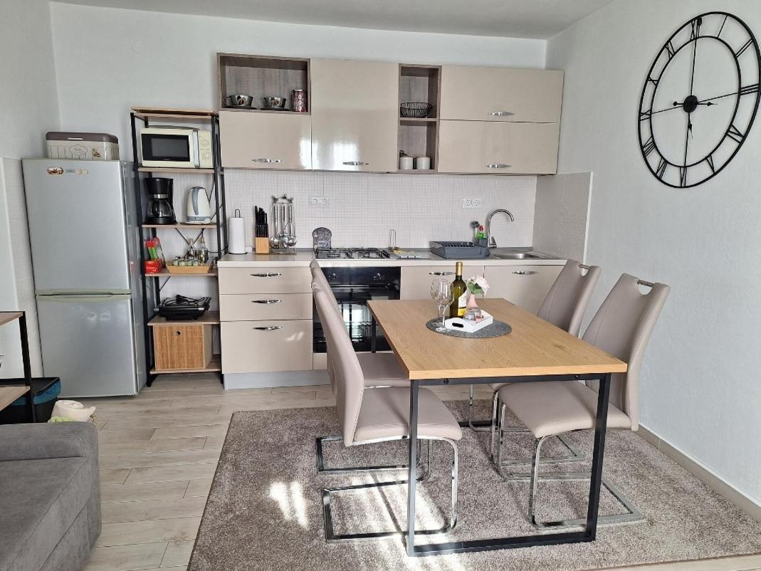 Apartment Salov Трогир Номер фото